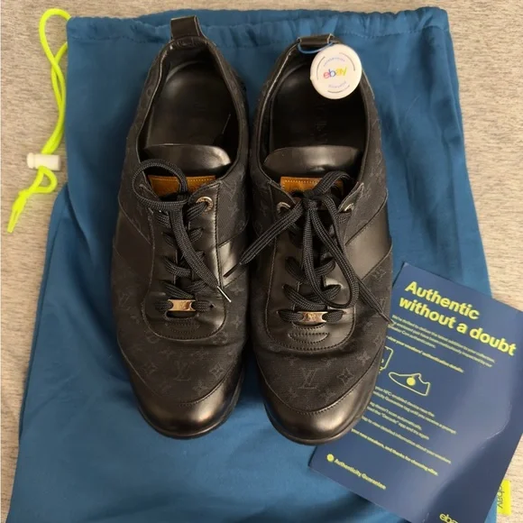 Louis Vuitton men’s shoe size 9 1/2 Louis Vuitton Mens Sneakers Size 9 1/2. Shoebox and Dustbags  main image 4